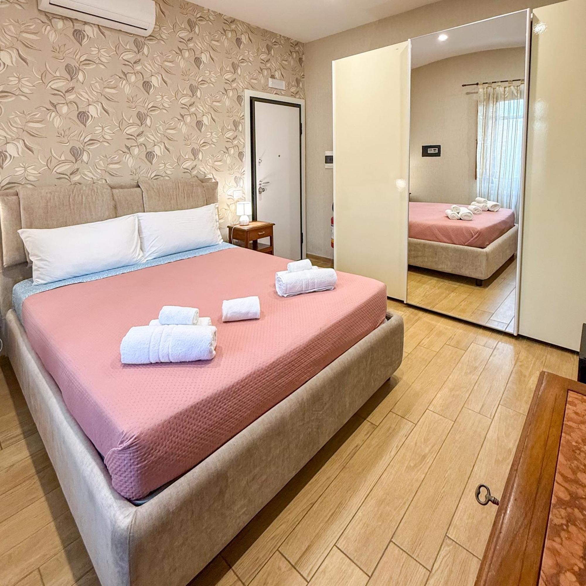 Edo House Anzio - Beachfront - Fronte Mare - Affittacamere Екстериор снимка